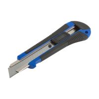 07FI9045 Нож технический пластиковый прорезиненный 18 мм